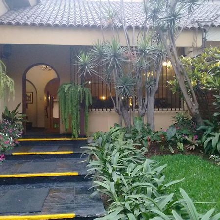 Villas Del Sol Bed & Breakfast Лима Екстериор снимка