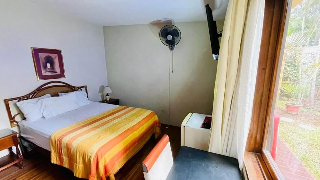 Villas Del Sol Bed & Breakfast Лима Екстериор снимка