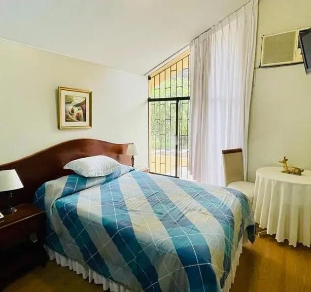 Villas Del Sol Bed & Breakfast Лима Екстериор снимка